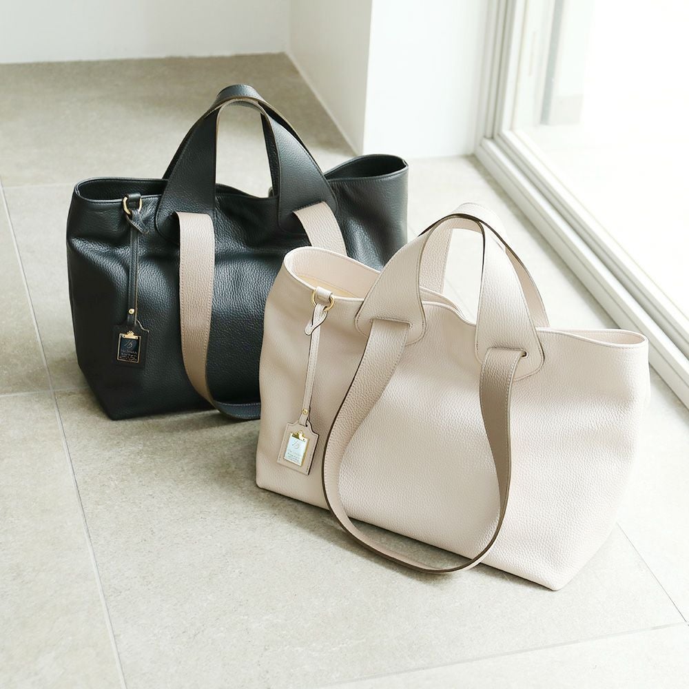【ヴィンテージ】グッチ　ハンドバッグ　トート　スウェードレザー　金具　イタリア製 GUCCI（グッチ） バンブー ミニ ショルダーバッグ スウェード レザー